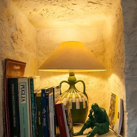 Trullo Dimora Della Valle 4*
